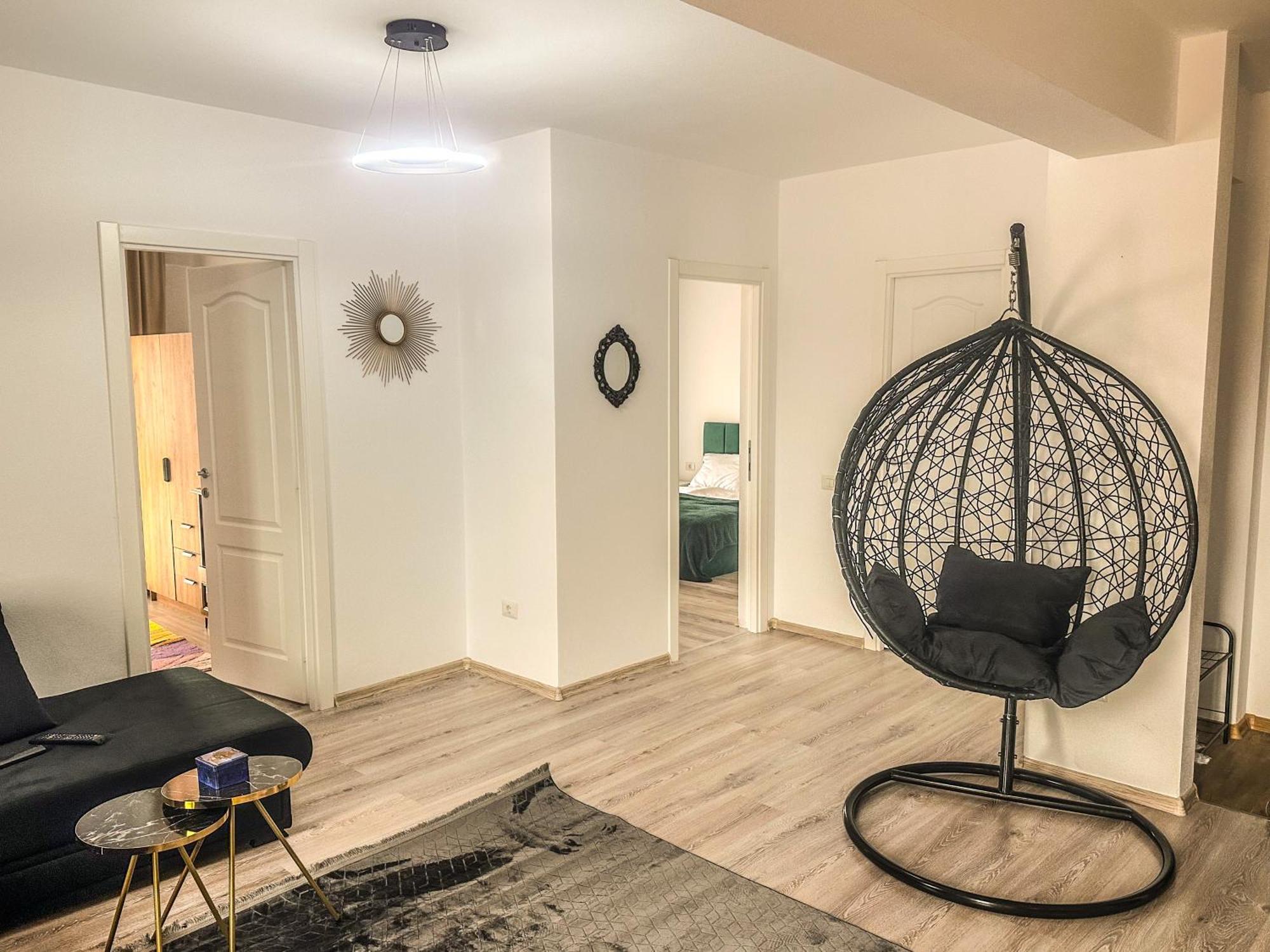 Luxury Bucovina Apartment Gura Humorului Exterior photo